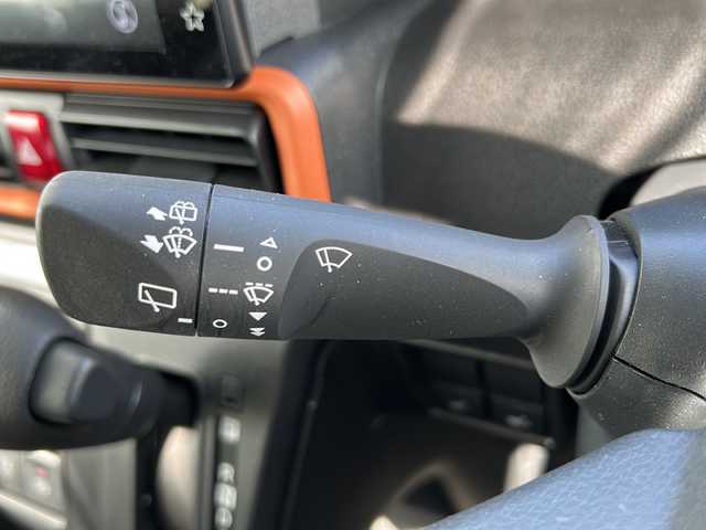 ダイハツ タント ファンクロス 福岡県 2022(令4)年 0.9万km レイクブルーメタリック ・純正ディスプレイオーディオ/-BT/フルセグTV/FM/AM/USB/HDMI/AppleCarPlay/AndroidAuto/・バックカメラ/・純正ドラレコ/・電動パーキングブレーキ/・ブレーキホールド/・純正アルミ14インチ/・純正フロアマット/・ドアバイザー/・ルーフレール/・サンシェード/・後部席テーブル/・ISOFIX/・ステアリングスイッチ