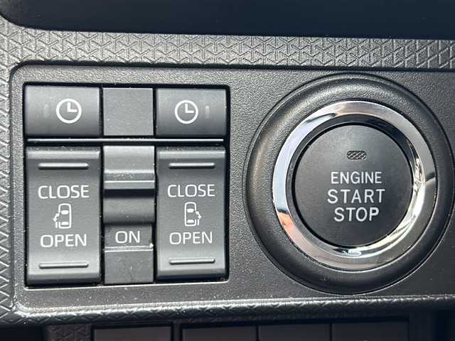 ダイハツ タント ファンクロス 福岡県 2022(令4)年 0.9万km レイクブルーメタリック ・純正ディスプレイオーディオ/-BT/フルセグTV/FM/AM/USB/HDMI/AppleCarPlay/AndroidAuto/・バックカメラ/・純正ドラレコ/・電動パーキングブレーキ/・ブレーキホールド/・純正アルミ14インチ/・純正フロアマット/・ドアバイザー/・ルーフレール/・サンシェード/・後部席テーブル/・ISOFIX/・ステアリングスイッチ
