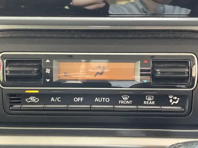 スズキ スペーシア ギア HYBRID XZターボ 埼玉県 2019(平31)年 2.5万km アクティブイエロー/ガンメタリック2トーン デュアルセンサーブレーキサポート　/メモリナビ/　　CD/DVD/BT/フルセグ　/バックカメラ　/両側パワースライドドア　/クルーズコントロール　 /LEDオートライト　/シートヒーター　/純正14インチアルミホイール　/ステアリングスイッチ/パドルシフト　/ETC