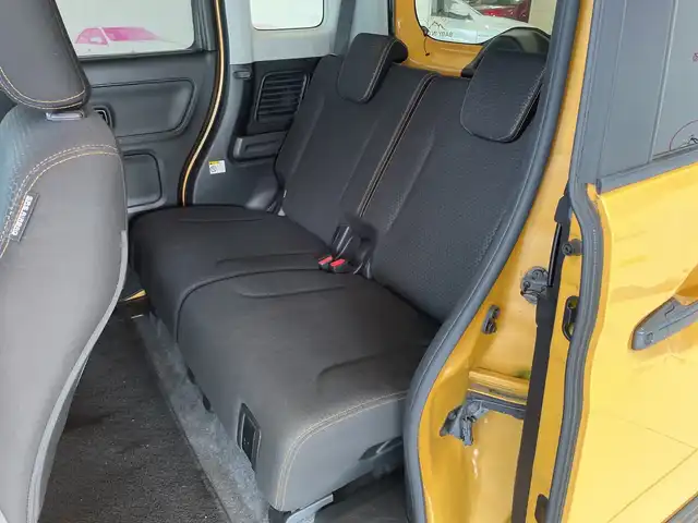 スズキ スペーシア ギア HYBRID XZターボ 埼玉県 2019(平31)年 2.5万km アクティブイエロー/ガンメタリック2トーン デュアルセンサーブレーキサポート　/メモリナビ/　　CD/DVD/BT/フルセグ　/バックカメラ　/両側パワースライドドア　/クルーズコントロール　 /LEDオートライト　/シートヒーター　/純正14インチアルミホイール　/ステアリングスイッチ/パドルシフト　/ETC