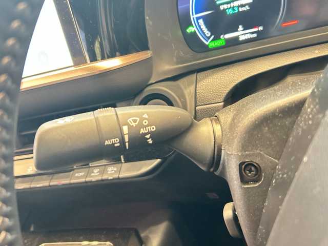トヨタ クラウン クロスオーバー G 埼玉県 2024(令6)年 0.4万km プレシャスホワイトパール トヨタセーフティセンス/純正12.3インチナビ/ BT/フルセグ/タイプC/全方位カメラ/ワイヤレス充電/デジタルインナーミラー/運転席パワーシート/ハーフレザーシート/レーダークルーズコントロール/レーンキープアシスト/前後パーキングセンサー/純正19インチアルミホイール/AC100V電源/LEDヘッドライト/ETC2.0/スマートキー/禁煙車