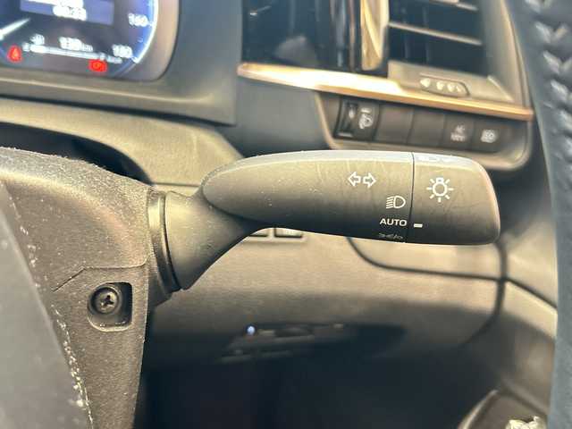 トヨタ クラウン クロスオーバー G 埼玉県 2024(令6)年 0.4万km プレシャスホワイトパール トヨタセーフティセンス/純正12.3インチナビ/ BT/フルセグ/タイプC/全方位カメラ/ワイヤレス充電/デジタルインナーミラー/運転席パワーシート/ハーフレザーシート/レーダークルーズコントロール/レーンキープアシスト/前後パーキングセンサー/純正19インチアルミホイール/AC100V電源/LEDヘッドライト/ETC2.0/スマートキー/禁煙車