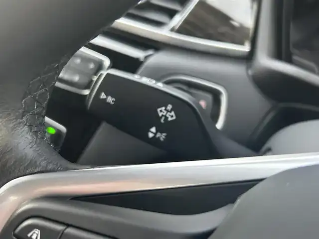 ＢＭＷ Ｘ１ xDrive 18d xライン 茨城県 2017(平29)年 5.9万km メディテラニアンブルー Rガラスフィルム加工/Fドラレコ/アンビエントライト/HUD/コンフォートアクセス/PDC/レーンディパーチャーワーニング/iDriveナビ/Bカメラ/社外フルセグTV/18インチアルミホイール/ブラックレザーシート/前席Pシート/前席シートヒーター/ルームミラー一体ETC