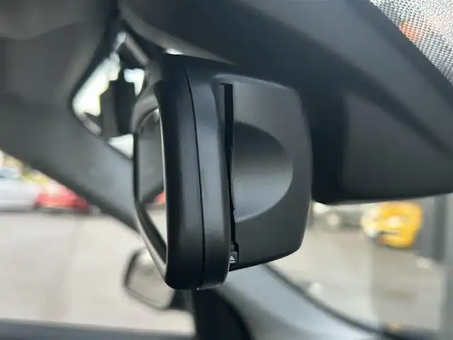 ＢＭＷ Ｘ１ xDrive 18d xライン 茨城県 2017(平29)年 5.9万km メディテラニアンブルー Rガラスフィルム加工/Fドラレコ/アンビエントライト/HUD/コンフォートアクセス/PDC/レーンディパーチャーワーニング/iDriveナビ/Bカメラ/社外フルセグTV/18インチアルミホイール/ブラックレザーシート/前席Pシート/前席シートヒーター/ルームミラー一体ETC