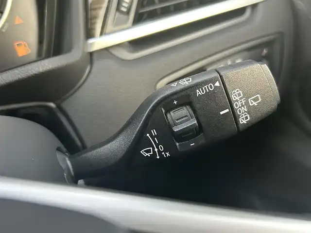ＢＭＷ Ｘ１ xDrive 18d xライン 茨城県 2017(平29)年 5.9万km メディテラニアンブルー Rガラスフィルム加工/Fドラレコ/アンビエントライト/HUD/コンフォートアクセス/PDC/レーンディパーチャーワーニング/iDriveナビ/Bカメラ/社外フルセグTV/18インチアルミホイール/ブラックレザーシート/前席Pシート/前席シートヒーター/ルームミラー一体ETC