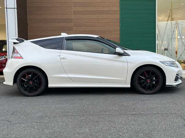 ホンダ ＣＲ－Ｚ αファイナルレーベル 静岡県 2016(平28)年 7.3万km プレミアムホワイトパールⅡ 純正ナビ（CD DVD ワンセグ iPod Bluetooth SD）/バックカメラ/合皮ハーフレザーシート/LEDヘッドライト/フロント純正エアロパーツ/17インチアルミホイール/ETC/スマートキー/スペアキー×１/取扱説明書/保証書