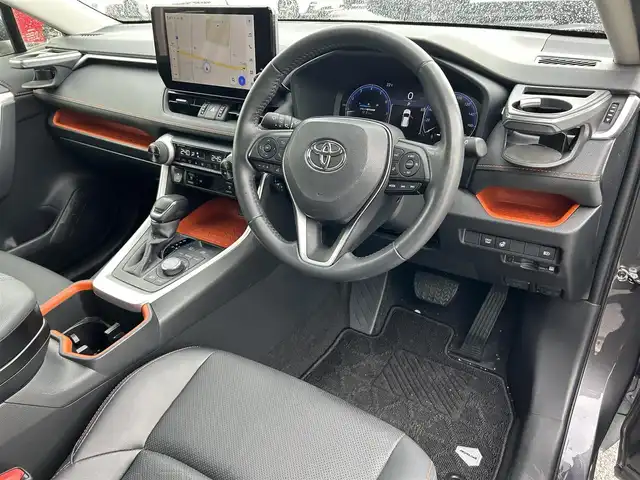 トヨタ ＲＡＶ４ アドベンチャー 滋賀県 2023(令5)年 4.2万km グレーメタリック 4WD(F4)/ワンオーナー/モデリスタジャオスフルエアロ/10.5インチ純正ディスプレイオーディオ/（FM/AM/フルセグ/Bluetooth/USB）/バックカメラ/ETC2.0/デジタルインナーミラー型ドラレコ（ＳＤカード無）/ＴＶキャンセラー/ＴｏｙｏｔａＳａｆｅｔｙＳｅｎｓｅ/・プリクラッシュブレーキアシスト/・パーキングサポートブレーキ（前後方静止物）	/・パーキングサポートブレーキ（後方接近車両）/・ブラインドスポットモニター（ＢＳＭ）/・レーンキープアシスト	/・レーダークルーズコントロール（全車速追従機能付））/・標識検知機能	/運転席・助手席シートヒーター/運転席・助手席シートベンチレーション/シートメモリー/電動格納ミラー/電子パーキング/ブレーキホールド/革巻きステアリング/ステアリングスイッチ/ステアリングヒーター/オートライト/LEDヘッドライト/フロントフォグ/オートマチックハイビーム/フルオートエアコン/プッシュスタート/スマートキー/ルーフレール/車速オートロック