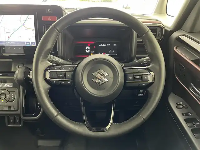 スズキ スペーシア カスタム HYBRID XS 宮城県 2023(令5)年 1.1万km ピュアホワイトP 純正9型ナビ/全方位モニター/両側パワースライドドア/純正15インチアルミホイール/ヘッドアップディスプレイ/ハーフレザーシート/・DN席シートヒーター/LEDヘッドライト/・フォグランプ/クルーズコントロール/・追従走行付き/LDP/ACC/DSBS