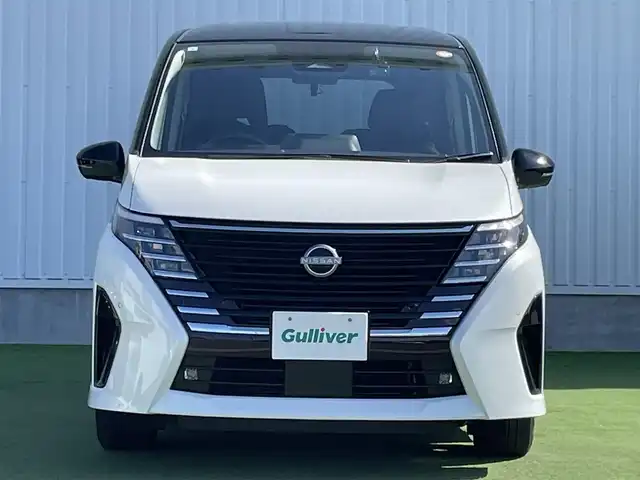日産 セレナ e－パワー ハイウェイスター V 香川県 2023(令5)年 2.2万km パールⅡ 社外7インチメモリナビ/→ワンセグ/CD/DVD/Bluetooth/iPod/AUX/インテリジェントアラウンドビューモニター/インテリジェントルームミラー/プロパイロット/インテリジェントクルーズコントロール/インテリジェントエマージェンシーブレーキ/インテリジェントLI（車線逸脱防止支援システム）/インテリジェントLDW（車線逸脱警報)/インテリジェントパーキングアシスト/インテリジェントBSI（後側方衝突防止支援システム）/インテリジェントBSW（後側方車両検知警報）/BSM/アダップティブLEDヘッドライト/電子パーキング/オートブレーキホールド/革巻きステアリング/ステアリングリモコン/前後ドライブレコーダー/ビルトインETC/プッシュスタート/キーレス/カラーコード：XKJ