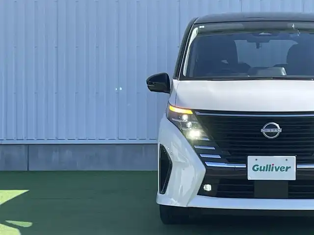 日産 セレナ e－パワー ハイウェイスター V 香川県 2023(令5)年 2.2万km パールⅡ 社外7インチメモリナビ/→ワンセグ/CD/DVD/Bluetooth/iPod/AUX/インテリジェントアラウンドビューモニター/インテリジェントルームミラー/プロパイロット/インテリジェントクルーズコントロール/インテリジェントエマージェンシーブレーキ/インテリジェントLI（車線逸脱防止支援システム）/インテリジェントLDW（車線逸脱警報)/インテリジェントパーキングアシスト/インテリジェントBSI（後側方衝突防止支援システム）/インテリジェントBSW（後側方車両検知警報）/BSM/アダップティブLEDヘッドライト/電子パーキング/オートブレーキホールド/革巻きステアリング/ステアリングリモコン/前後ドライブレコーダー/ビルトインETC/プッシュスタート/キーレス/カラーコード：XKJ