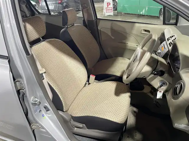 スズキ アルト F 青森県 2012(平24)年 2.6万km シルキーシルバーメタリック AIS評価4点/4WD/5速MT/純正オーディオ/【AM/FM/CD】/純正フロアマット/ヘッドライトレベライザー/ドアバイザー/取扱説明書/保証書