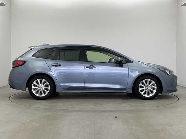 トヨタ カローラツーリング ハイブリッド S 新潟県 2019(令1)年 9.7万km セレスタイトグレーメタリック 純正メモリナビ/　Bluetooth/USB/トヨタセーフティセンス/・プリクラッシュセーフティ/・レーントレーシングアシスト/・レーンディパーチャーアラート/・レーダークルーズコントロール/・オートマチックハイビーム/・ロードサインアシスト/リアクロストラフィックアラート/パーキングサポートブレーキ/ブラインドスポットモニター/前後コーナーセンサー/前後ドライブレコーダー/バックモニター/ビルトインETC/LEDヘッドライト/電子パーキング/オートブレーキホールド/レザーステアリング