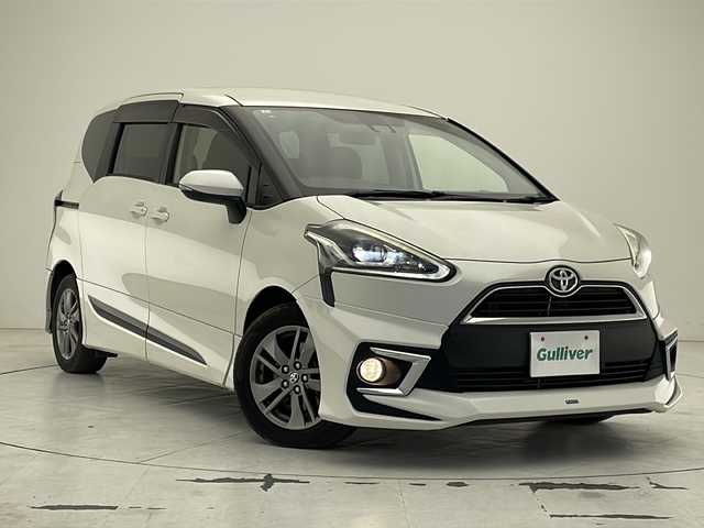 トヨタ シエンタ G 沖縄県 2018(平30)年 6.1万km ホワイトパールクリスタルシャイン 純正ナビ(ＮＳＺＴ－Ｗ６６Ｔ)　/(フルセグＴＶ　Ｂｌｕｅｔｏｏｔｈ　ＣＤ　ＤＶＤ)　/バックカメラ　/ドライブレコーダー　/ＥＴＣ　/両側パワースライドドア　/トヨタセーフティセンス/スマートキー　/アイドリングストップ/ＬＥＤヘッドライト/オートライト/純正15インチアルミホイール　/純正エアロ(モデリスタ)/純正フロアマット