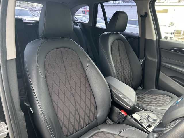 ＢＭＷ Ｘ１ xDrive 18d xライン 道東・釧路十勝 2016(平28)年 6.5万km 黒 ワンオーナー/４WD/純正HDDナビ/　CD/DVD/BT/USB/バックカメラ/ミラーETC/衝突回避ブレーキ/クルーズコントロール/リアパークディスタンスコントロール/ハーフレザーシート/パワーバックドア/LEDヘッドライト/オートライト/純正18インチAW/純正フロアマット/取扱説明書/保証書/スペアキー