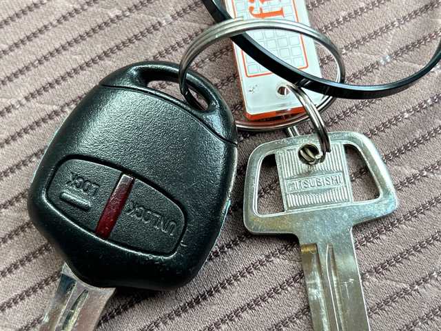 三菱 ｅＫワゴン E 山形県 2019(平31)年 6.6万km レッドソリッド 社外ナビ/・ワンセグTV/AM/FM/CD//前後ドライブレコーダー/バックカメラ/横滑り防止装置/ETC/スペアキー/ドアバイザー/取扱説明書