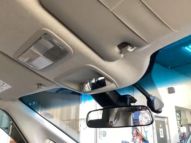 ホンダ フリード＋ ハイブリット クロスター ホンダセンシング 鹿児島県 2021(令3)年 11.7万km プラチナホワイトパール ワンオーナー/純正9インチプレミアムインターナビ/(VXM-217VFNi)/バックカメラ/ビルトインETC(ナビ連動)/純正ドライブレコーダー(DRH-204VD)/(ナビ連動タイプ/前後カメラ)/Cパッケージ/・照明付きバニティミラー(運転席/助手席)/・プラズマクラスター付きオートエアコン/・サイド/カーテンエアバッグ/・シートヒーター(運転席/助手席)/・ロールサンシェード(スライドドア)/・熱線入りフロントウインドウ/ヒーデッドドアミラー/USB端子/ステアリングスイッチ/ホンダセンシング(安全運転支援システム)/両側パワースライドドア/LEDヘッドライト/オートライト/LEDフロントフォグランプ/合皮/ファブリックコンビシート/シルバールーフレール/マルチラゲッジボード/ルーフラック/スマートキー×2本/取説&保証書&ナビ取説有り/ダンロップ エナセーブ/2022年製フロント2本/2025年製リヤ2本/