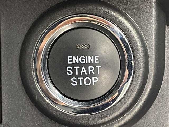 トヨタ ルーミー カスタムG 大阪府 2020(令2)年 1万km パールホワイトⅢ スマートアシスト/・衝突軽減ブレーキ/・先行車発進お知らせ/・車線逸脱防止/・標識認識機能/コーナーセンサー/純正SDナビ/・CD/・Bluetooth/・フルセグTV/バックカメラ/両側パワースライドドア/ステアリングスイッチ/アイドリングストップ/オートブレーキホールド/オートライト/LEDヘッドライト/フォグランプ/Wエアバッグ/ABS/スマートキー