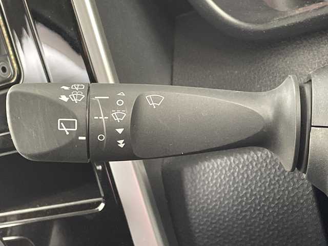 トヨタ ルーミー カスタムG 大阪府 2020(令2)年 1万km パールホワイトⅢ スマートアシスト/・衝突軽減ブレーキ/・先行車発進お知らせ/・車線逸脱防止/・標識認識機能/コーナーセンサー/純正SDナビ/・CD/・Bluetooth/・フルセグTV/バックカメラ/両側パワースライドドア/ステアリングスイッチ/アイドリングストップ/オートブレーキホールド/オートライト/LEDヘッドライト/フォグランプ/Wエアバッグ/ABS/スマートキー