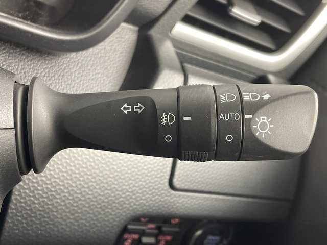 トヨタ ルーミー カスタムG 大阪府 2020(令2)年 1万km パールホワイトⅢ スマートアシスト/・衝突軽減ブレーキ/・先行車発進お知らせ/・車線逸脱防止/・標識認識機能/コーナーセンサー/純正SDナビ/・CD/・Bluetooth/・フルセグTV/バックカメラ/両側パワースライドドア/ステアリングスイッチ/アイドリングストップ/オートブレーキホールド/オートライト/LEDヘッドライト/フォグランプ/Wエアバッグ/ABS/スマートキー