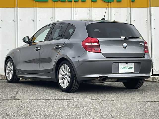 ＢＭＷ １１６ｉ 山形県 2011(平23)年 0.3万km スペースグレー ワンオーナー/社外メモリナビ【AVIC-RZ801】/(DVD/フルセグTV/Bluetooth/USB/MSV)/バックカメラ/横滑り防止機能/純正16インチアルミホイール/HIDヘッドライト/カーテンエアバッグ/スペアキー1本/保証書/取扱説明書