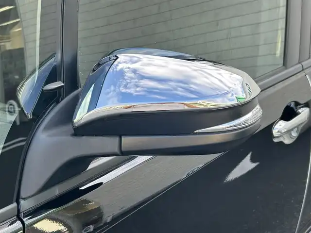 トヨタ ヴォクシー ハイブリッド ZS 煌Ⅱ 福岡県 2019(平31)年 3.8万km ブラック 純正9型SDナビ(フルセグTV/CD/DVD/BT)バックモニタトヨタセーフティコーナーセンサー両側電動パワスラクルーズコントロールドラレコETCシートヒーターUSB純正フロアマット純正LEDヘッドライト純正アルミホイールプッシュスタートスマートキー