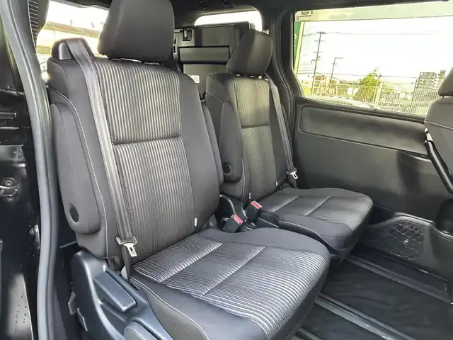 トヨタ ヴォクシー ハイブリッド ZS 煌Ⅱ 福岡県 2019(平31)年 3.8万km ブラック 純正9型SDナビ(フルセグTV/CD/DVD/BT)バックモニタトヨタセーフティコーナーセンサー両側電動パワスラクルーズコントロールドラレコETCシートヒーターUSB純正フロアマット純正LEDヘッドライト純正アルミホイールプッシュスタートスマートキー