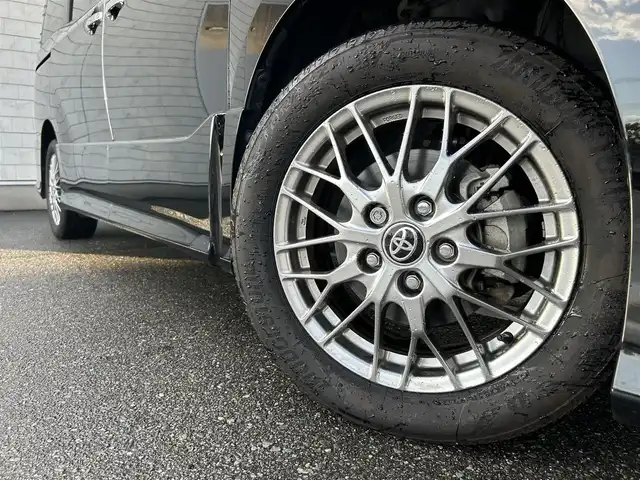 トヨタ ヴォクシー ハイブリッド ZS 煌Ⅱ 福岡県 2019(平31)年 3.8万km ブラック 純正9型SDナビ(フルセグTV/CD/DVD/BT)バックモニタトヨタセーフティコーナーセンサー両側電動パワスラクルーズコントロールドラレコETCシートヒーターUSB純正フロアマット純正LEDヘッドライト純正アルミホイールプッシュスタートスマートキー