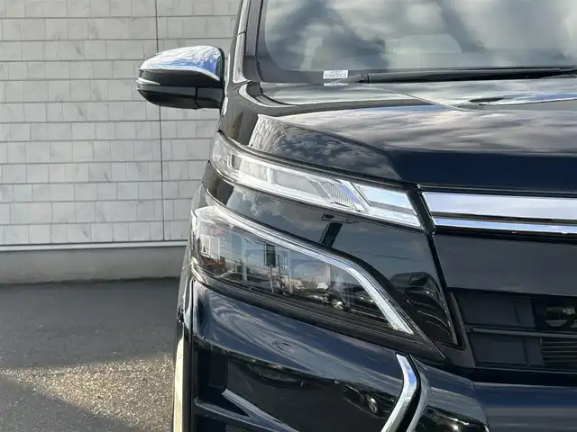 トヨタ ヴォクシー ハイブリッド ZS 煌Ⅱ 福岡県 2019(平31)年 3.8万km ブラック 純正9型SDナビ(フルセグTV/CD/DVD/BT)バックモニタトヨタセーフティコーナーセンサー両側電動パワスラクルーズコントロールドラレコETCシートヒーターUSB純正フロアマット純正LEDヘッドライト純正アルミホイールプッシュスタートスマートキー