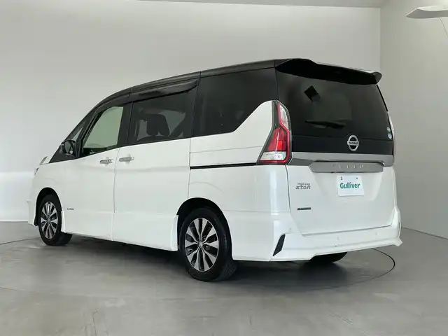 日産 セレナ ハイウェイスターVセレクションⅡ 埼玉県 2018(平30)年 4.5万km ブリリアントホワイトパール 2トーン セーフティパックB/・プロパイロット/・電動パーキングブレーキ/ブレーキホールド/・インテリジェントルームミラー/・アラウンドビューモニター/・パーキングアシスト/・カーテンエアバック/コーナーセンサー/ハンズフリー両側パワースライドドア/エマージェンシーブレーキ/ハイビームアシスト/車線逸脱警報/純正９型ナビ（MM５１８D-L）/・フルセグ/・CD/DVD/ブルーレイ/・Bluetooth/・SD音楽録音/純正フリップダウンモニター/革巻きステアリング/オートライト/LEDヘッドライト/フォグランプ/純正１６インチアルミホイール/W+サイド+カーテンエアバック