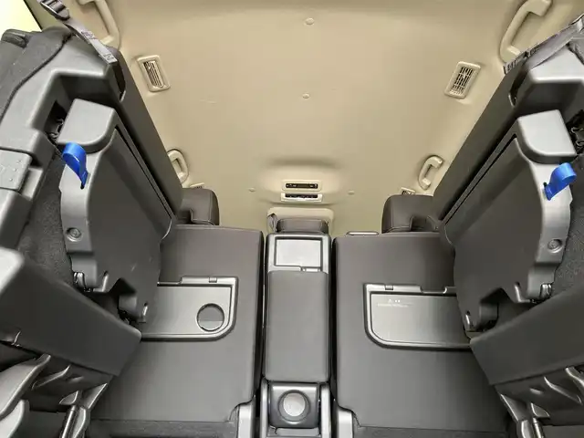 日産 セレナ ハイウェイスターVセレクションⅡ 埼玉県 2018(平30)年 4.5万km ブリリアントホワイトパール 2トーン セーフティパックB/・プロパイロット/・電動パーキングブレーキ/ブレーキホールド/・インテリジェントルームミラー/・アラウンドビューモニター/・パーキングアシスト/・カーテンエアバック/コーナーセンサー/ハンズフリー両側パワースライドドア/エマージェンシーブレーキ/ハイビームアシスト/車線逸脱警報/純正９型ナビ（MM５１８D-L）/・フルセグ/・CD/DVD/ブルーレイ/・Bluetooth/・SD音楽録音/純正フリップダウンモニター/革巻きステアリング/オートライト/LEDヘッドライト/フォグランプ/純正１６インチアルミホイール/W+サイド+カーテンエアバック