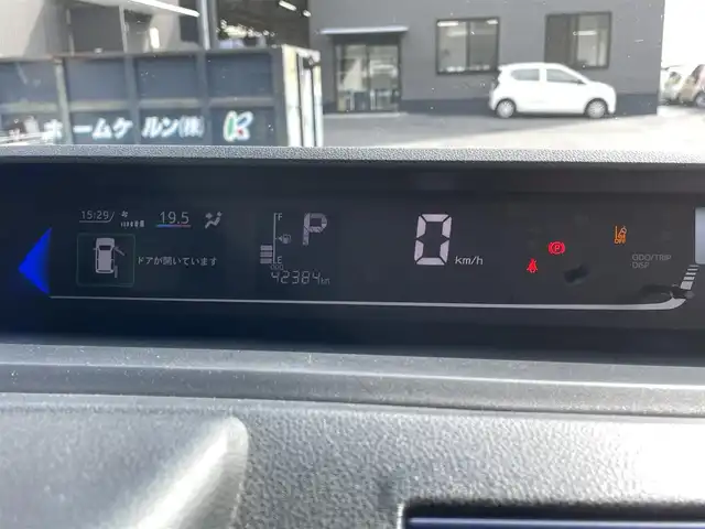 ダイハツ タント カスタム RS スタイルセレクション 滋賀県 2021(令3)年 4.3万km シャイニングホワイトパール 社外９インチナビ/（CD・DVD・フルセグTV・Bluetooth・USB)/バックカメラ/両側パワースライドドア/追従型クルーズコントロール/前席シートヒーター/前後コーナーセンサー/前後ドライブレコーダー/プッシュスタート/ＥＴＣ/衝突被害軽減システム/レーンキープアシスト/オートライト/スマートキー