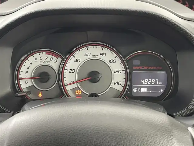 スズキ アルト ワークス 広島県 2016(平28)年 4.9万km パールホワイト ５MT車/前席レカロシート/社外フローティングナビ/フルセグTV/BT/CD/DVD/BD/ETC/前後ドライブレコーダー/Pivot製追加メーター/革巻きステアリング/ステアリングリモコン/プッシュスタート/スマートキー/スペアキー/LEDライト/オートライト/フォグライト/NEW SR製ショックアブソーバー/純正フロアマット/ドアバイザー/取扱説明書/保証書