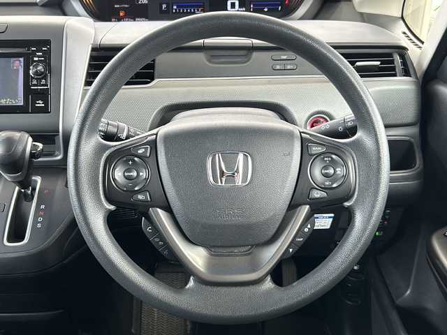 ホンダ フリード＋ G ホンダセンシング 鳥取県 2018(平30)年 8.9万km ホワイトオーキッドパール ワンオーナー/スマートキー/お休みモードレイアウト/両側パワースライド/プリクラッシュセーフティ/レーンデパーチャーアラート/アダクティブクルーズ/ドライブレコーダー/ギャザーズディスプレイオーディオ/ワンセグ・Bluetooth/バックカメラ/リアサンシェード/オートライト/LEDライト/ビルトインETC/保証書・取説