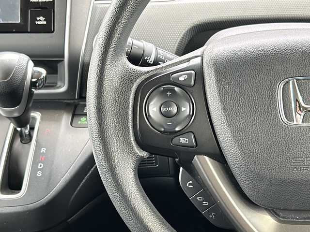 ホンダ フリード＋ G ホンダセンシング 鳥取県 2018(平30)年 8.9万km ホワイトオーキッドパール ワンオーナー/スマートキー/お休みモードレイアウト/両側パワースライド/プリクラッシュセーフティ/レーンデパーチャーアラート/アダクティブクルーズ/ドライブレコーダー/ギャザーズディスプレイオーディオ/ワンセグ・Bluetooth/バックカメラ/リアサンシェード/オートライト/LEDライト/ビルトインETC/保証書・取説