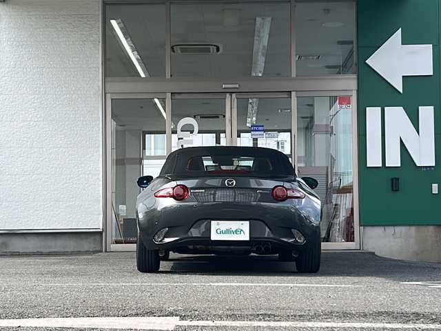 マツダ ロードスター NR－A 愛知県 2022(令4)年 1.2万km マシーングレープレミアムM 禁煙車/ビルシュタイン社製の車高調整機能付きダンパー/トルクセンシング式スーパーLSD/フロントサスタワーバー/ブラインドスポットモニター/純正オーディオ/純正AW/社外フロアマット/レーンキープアシスト/衝突軽減ブレーキ/後方コーナーセンサー/純正LEDヘッドライト/オートライト/オートマッチクハイビーム/電動格納ミラー/ETC/スペアキー/取扱説明書/保証書