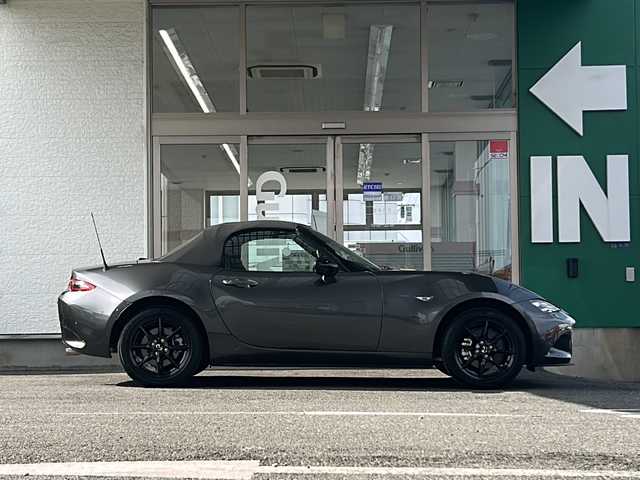 マツダ ロードスター NR－A 愛知県 2022(令4)年 1.2万km マシーングレープレミアムM 禁煙車/ビルシュタイン社製の車高調整機能付きダンパー/トルクセンシング式スーパーLSD/フロントサスタワーバー/ブラインドスポットモニター/純正オーディオ/純正AW/社外フロアマット/レーンキープアシスト/衝突軽減ブレーキ/後方コーナーセンサー/純正LEDヘッドライト/オートライト/オートマッチクハイビーム/電動格納ミラー/ETC/スペアキー/取扱説明書/保証書