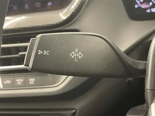 ＢＭＷ ２１８ｉ グランクーペ 岡山県 2020(令2)年 4.6万km ミネラルホワイト 純ｉＤｒｉｖｅ　/Ｒカメラ　/Ｐアシスト　/後退アシスト　/正面衝突警告　/車線逸脱警告　/ステアリングサポート　/車線変更警告　/オートＡ／Ｃ　/ワイヤレスチャージ　/アイドリングストップ　/パワーシート（Ｄ）　/アクティブクルーズ　/BMW純正オールウェザーマット　/オートライト　/オートワイパー　/アップルカープレイ　/ミラー一体型ETC　/ドラレコ（下・R）　/アンビエントライト　/コンフォートアクセス　/リアディライト