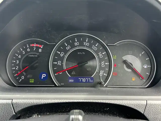 トヨタ ヴォクシー ZS 煌 奈良県 2018(平30)年 7.8万km ホワイトパールクリスタルシャイン 純正10インチナビ/(AM/FM/CD/DVD/BT/USB/HDMI/SD/フルセグTV）/バックカメラ/両側パワースライドドア/ビルトインETC/トヨタセーフティセンス/プリクラッシュセーフティ/レーントレーシングアシスト/オートマチックハイビーム/オートライト/デジタルインナーミラー/ドライブレコーダー/クルーズコントロール/アイドリングストップ/革巻きステアリング/ステアリングスイッチ/プッシュスタート/電格ウインカーミラー/純正フロアマット/横滑り防止装置