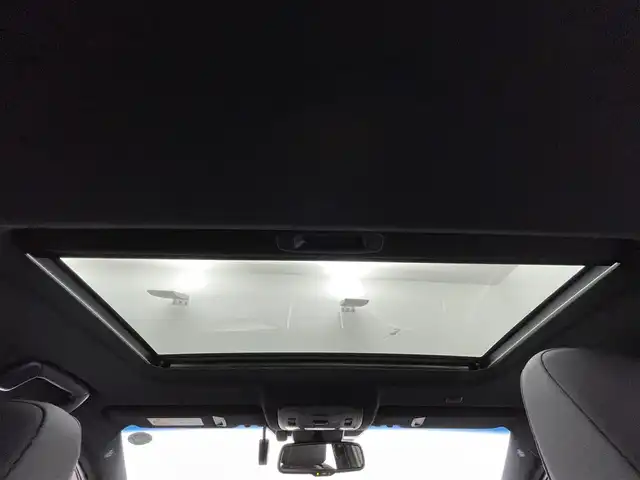 レクサス ＮＸ 300 Fスポーツ 熊本県 2018(平30)年 6.1万km ホワイトノーヴァガラスフレーク サンルーフ　/純正ナビ（ＣＤ・ＤＶＤ・フルセグ・ＢＴ・ＡＵＸ・ＵＳＢ）/バックカメラ　/純正前方ドライブレコーダー　/ビルトインＥＴＣ２．０　/純正エアロ（F・S・R）/前席シートヒーター　/前席エアーシート　/前席パワーシート/シートメモリー/パワーバックドア/ステアリングヒーター/プリクラッシュセーフティ/アダブティブクルーズコントロール/レーンデェパーチャアラート/ブラインドスポットモニター/横滑り防止/純正フロアマット/純正１８インチAW/オートライト/LEDヘッドライト/フォグライト/スマートキー/プッシュスタート