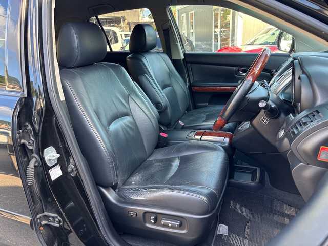 トヨタ ハリアー 240G Lパッケージ 福岡県 2007(平19)年 19.1万km ブラック 純正メーカーナビ/（AM/FM/CD/MD）/ETC/ハンズフリー/パワーシート（D/N）/純正フロアマット/純正アルミホイール/オートライト/フォグランプ/電格ミラー/保証書/取扱説明書