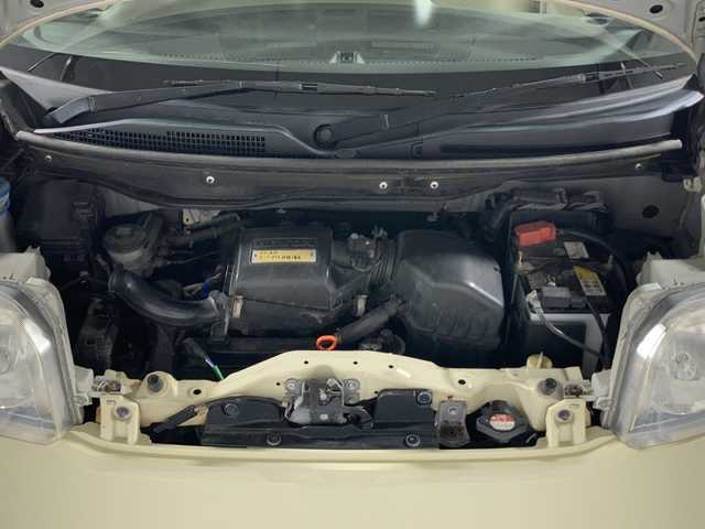 ホンダ Ｎ ＢＯＸ G Lパッケージ 沖縄県 2014(平26)年 10.3万km ヒダマリアイボリーパール 禁煙車/純正ナビ【VXM-145VFi】　/フルセグ　Ｂｌｕｅｔｏｏｔｈ　ＤＶＤ再生　/フリップダウンモニター　/大型ルーフコンソール　/両側パワースライドドア　/ＥＴＣ　/バックカメラ　/ステアリングスイッチ/ベンチシート/スマートキー/純正14インチアルミ