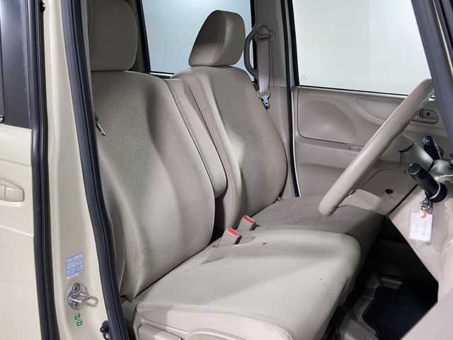 ホンダ Ｎ ＢＯＸ G Lパッケージ 沖縄県 2014(平26)年 10.3万km ヒダマリアイボリーパール 禁煙車/純正ナビ【VXM-145VFi】　/フルセグ　Ｂｌｕｅｔｏｏｔｈ　ＤＶＤ再生　/フリップダウンモニター　/大型ルーフコンソール　/両側パワースライドドア　/ＥＴＣ　/バックカメラ　/ステアリングスイッチ/ベンチシート/スマートキー/純正14インチアルミ