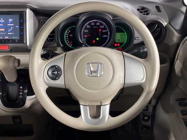 ホンダ Ｎ ＢＯＸ G Lパッケージ 沖縄県 2014(平26)年 10.3万km ヒダマリアイボリーパール 禁煙車/純正ナビ【VXM-145VFi】　/フルセグ　Ｂｌｕｅｔｏｏｔｈ　ＤＶＤ再生　/フリップダウンモニター　/大型ルーフコンソール　/両側パワースライドドア　/ＥＴＣ　/バックカメラ　/ステアリングスイッチ/ベンチシート/スマートキー/純正14インチアルミ