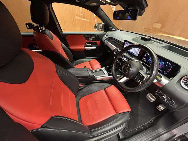 メルセデス・ベンツ Ｍ・ベンツ ＧＬＢ２００ｄ 4マチック AMGライン 千葉県 2023(令5)年 4.2万km マウンテングレー ＡＭＧライン　/パノラマＳＲ　/アドバンスドＰＫＧ　/赤黒革シート　/ナビ　/ＴＶ　/Ｂｌｕｅｔｏｏｔｈ接続　/３６０°ＨＵＤ　/電動シート　/シートＨ　/電動リアゲート　/ＬＥＤヘッドライト　/衝突軽減Ｂ　/ＢＳＭ　/ＬＫＡ