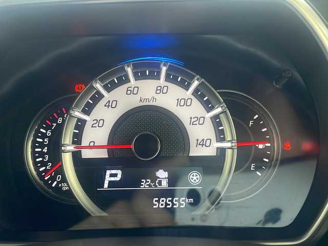 スズキ スペーシア カスタム HYBRID GS 岐阜県 2019(令1)年 5.9万km スチールシルバーM 社外メモリナビ(CN-E320D)/【ワンセグTV/SD/CD/Bluetooth】/バックカメラ/アラウンドビューモニター/片側パワースライドドア/衝突被害軽減システム/レーンキープアシスト/コーナーセンサー(後ろのみ)/シートヒーター(D席)/純正14インチアルミホイール/オートLEDライト/オートマチックハイビーム/横滑り防止装置/盗難防止装置/アイドリングストップ/純正フロアマット/プッシュスタート/スマートキー/ベンチシート/取扱説明書/保証書