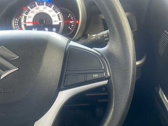 スズキ スペーシア カスタム HYBRID GS 岐阜県 2019(令1)年 5.9万km スチールシルバーM 社外メモリナビ(CN-E320D)/【ワンセグTV/SD/CD/Bluetooth】/バックカメラ/アラウンドビューモニター/片側パワースライドドア/衝突被害軽減システム/レーンキープアシスト/コーナーセンサー(後ろのみ)/シートヒーター(D席)/純正14インチアルミホイール/オートLEDライト/オートマチックハイビーム/横滑り防止装置/盗難防止装置/アイドリングストップ/純正フロアマット/プッシュスタート/スマートキー/ベンチシート/取扱説明書/保証書