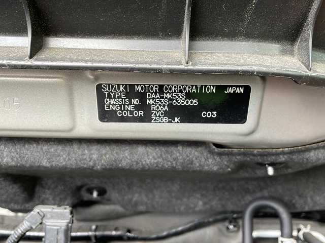 スズキ スペーシア カスタム HYBRID GS 岐阜県 2019(令1)年 5.9万km スチールシルバーM 社外メモリナビ(CN-E320D)/【ワンセグTV/SD/CD/Bluetooth】/バックカメラ/アラウンドビューモニター/片側パワースライドドア/衝突被害軽減システム/レーンキープアシスト/コーナーセンサー(後ろのみ)/シートヒーター(D席)/純正14インチアルミホイール/オートLEDライト/オートマチックハイビーム/横滑り防止装置/盗難防止装置/アイドリングストップ/純正フロアマット/プッシュスタート/スマートキー/ベンチシート/取扱説明書/保証書