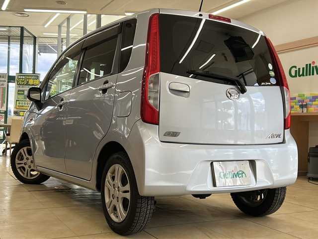 ダイハツ ムーヴ L SA 道央・札幌 2013(平25)年 8.6万km ブライトシルバーメタリック ・4WD/・純正CD/USB/AUX/・スマートアシスト/・衝突被害軽減ブレーキ/・横滑り防止/・アイドリングストップ/・ETC/・キーレス/・ドアバイザー/・電格ミラー/・夏タイヤ社外14インチAW積込