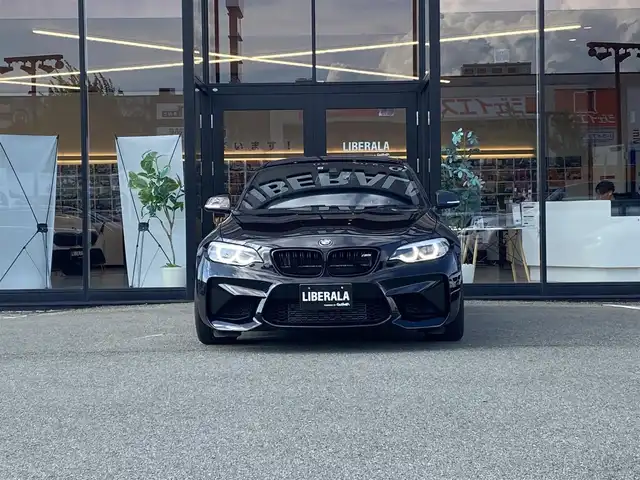 ＢＭＷ Ｍ２ エディションブラックシャドウ 福岡県 2018(平30)年 2.9万km 黒 ・クルーズコントロール/・純正ナビ/BT/USB/・バックカメラ/・黒革シート/シートヒーター/・ドライブレコーダー/・ETC/・純正19AW/・KW車高調/・100台限定車/・保証書/・取扱説明書/・スペアキー/・JQカーボンパドルシフト/・カーボンリアディフューザー/・カーボンドアミラーカバー