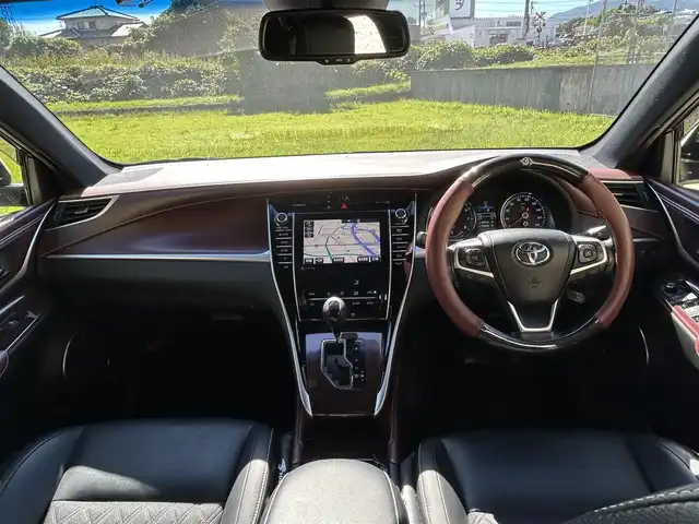 トヨタ ハリアー プレミアム アドバンスドP 長崎県 2015(平27)年 10万km ホワイトパールクリスタルシャイン 純正ナビ/（CD/DVD/BT/フルセグ）/全方位カメラ/衝突軽減システム/レーンアシスト/レーダークルーズ/ETC/JBLサウンドシステム/パワーバックドア/ステアリング電動チルト/ハーフレザーシート/D席パワーシート/オートライト/純正18インチAW